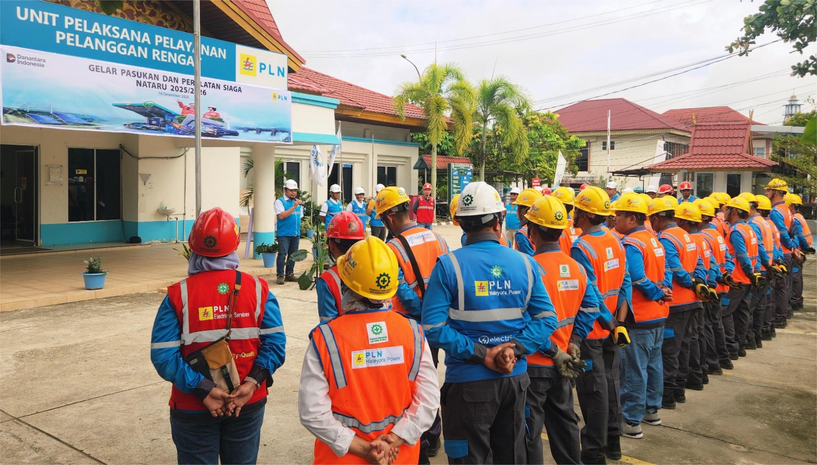 PLN UP3 Rengat Gelar Apel Siaga Nataru, Siap Jaga Keandalan Listrik di Tiga Kabupaten
