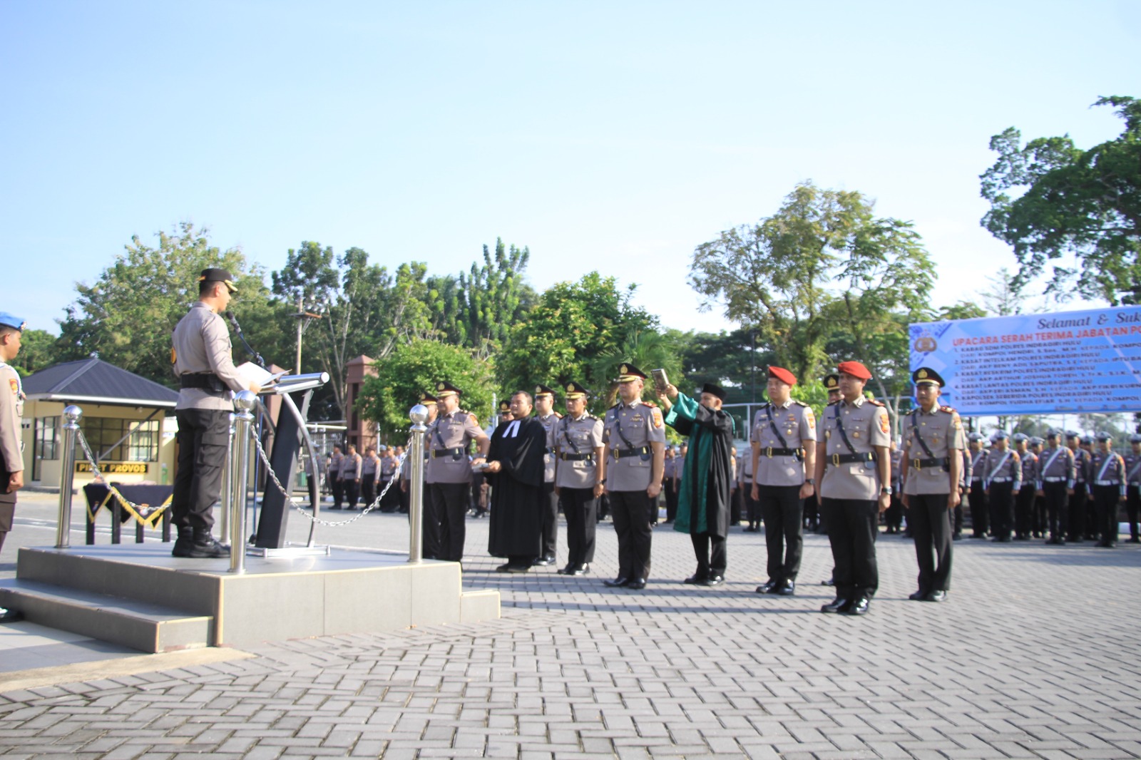 Kapolres Pimpin Upacara Sertijab Empat PJU dan Satu Kapolsek Jajaran Polres Inhu