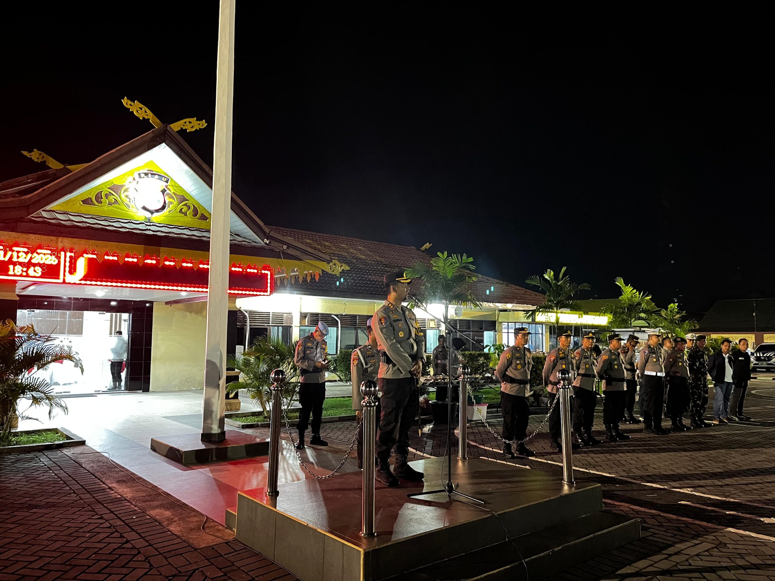 Kapolres Inhu Pimpin Apel Bersama, Pastikan Keamanan Malam Pergantian Tahun