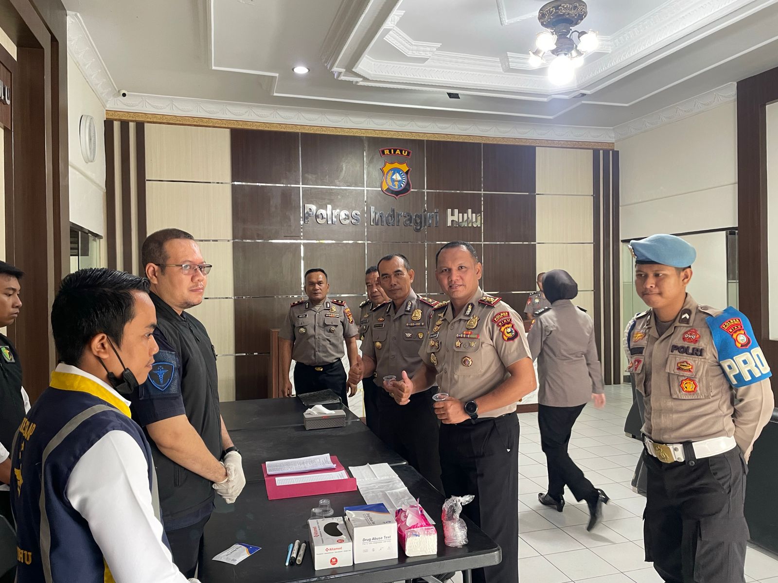 Bukan Hanya Anggota,  Kapolres Inhu dan Waka Juga Dicek Urin