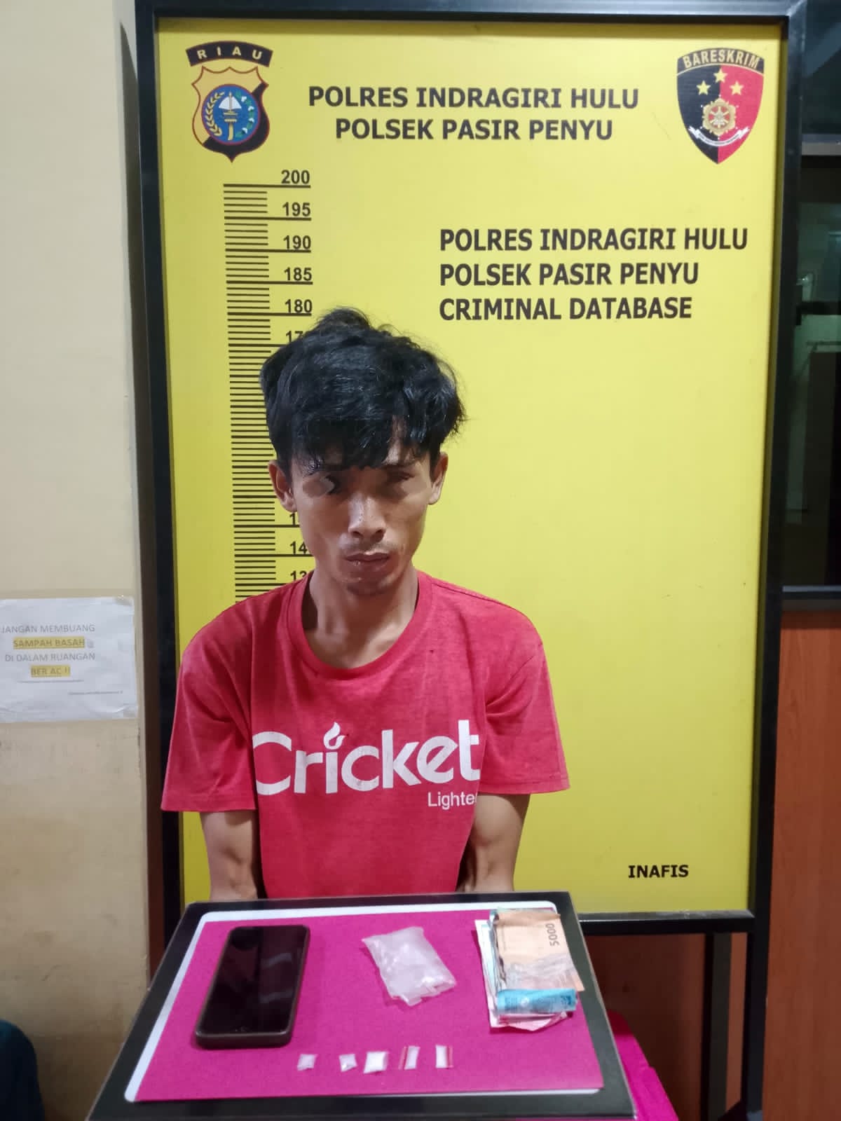 Polsek Pasir Penyu Ringkus Penyok, 5 Paket Sabu Sabu Turut Diamankan