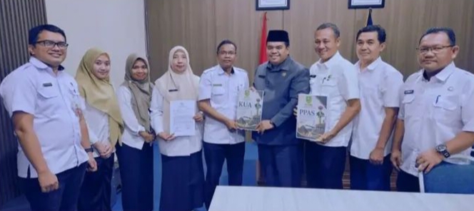 Ketua DPRD Inhu Terima Rancangan KUA-PPAS 2027 dari Pemkab