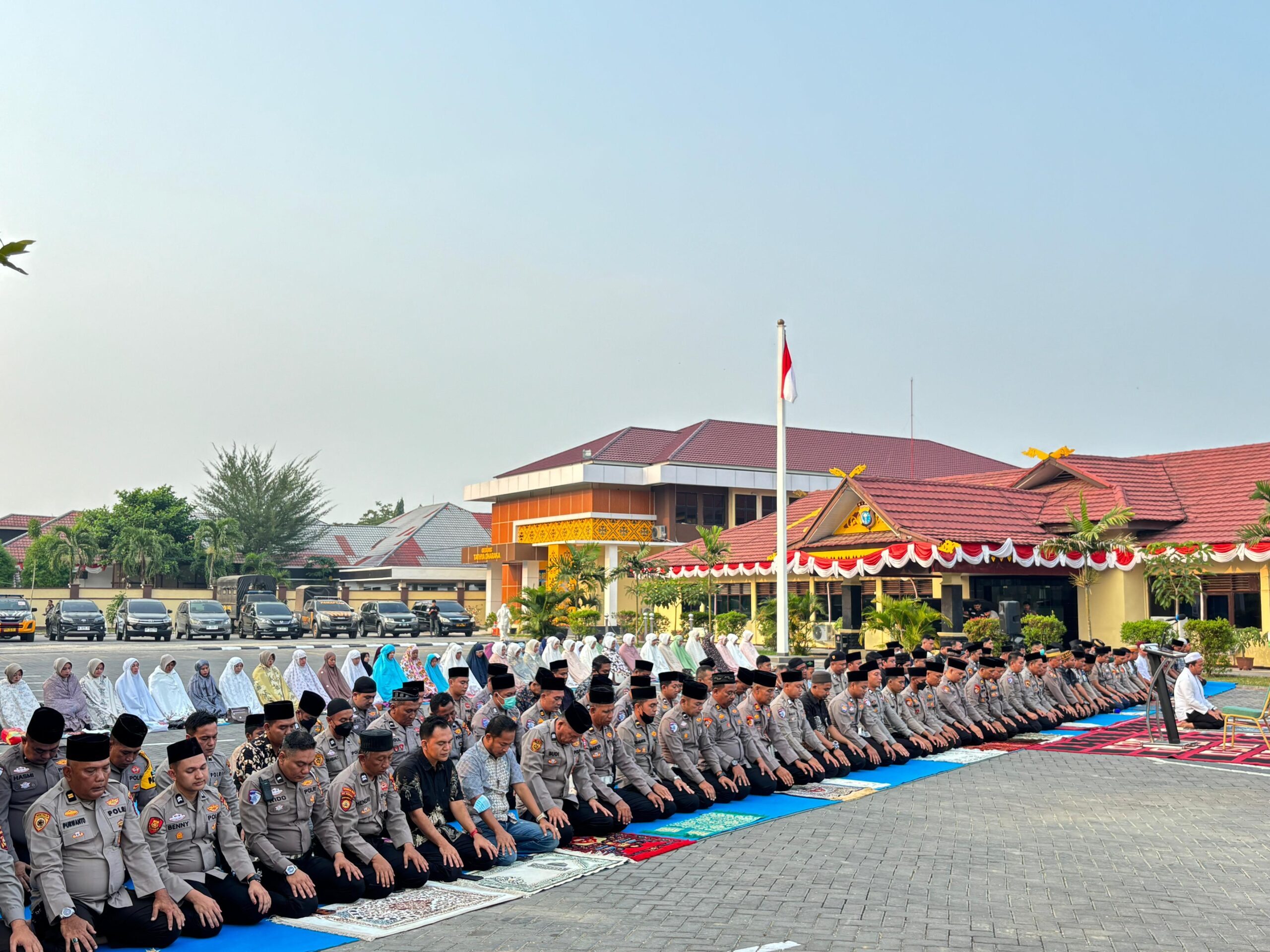 Bencana Asap Dan Karhutla Serta Cuaca Ekstrem, Polres Inhu Gelar Sholat Istisqo Dan Doa Bersama