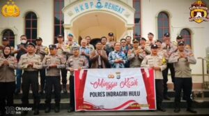 Jalin Silaturahmi, Polsek Rengat Barat Gelar Minggu Kasih di Gereja HKBP Resort Rengat