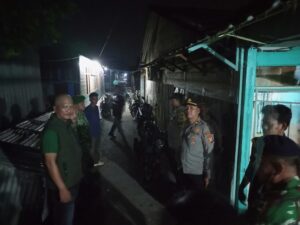 KRYD Tengah Malam, Polsek Tanah Merah dan Tim Gabungan Geledah 2 Rumah Diduga Sarang Narkoba, Hasil Nihil